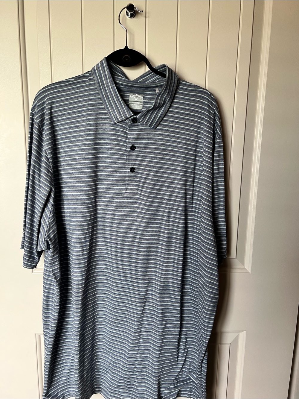 Callaway Men's Gray and White Striped Polo